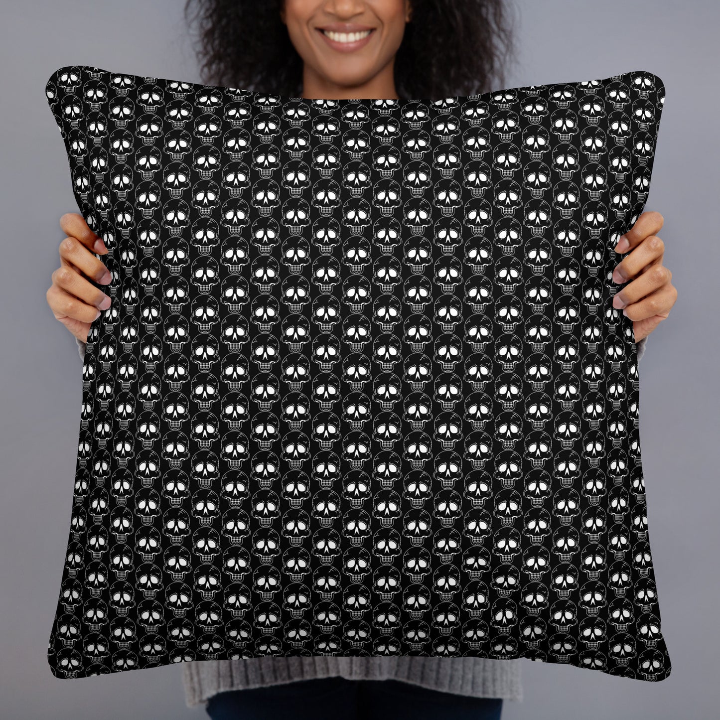 LAUGHING SKULL (MINI) PILLOW