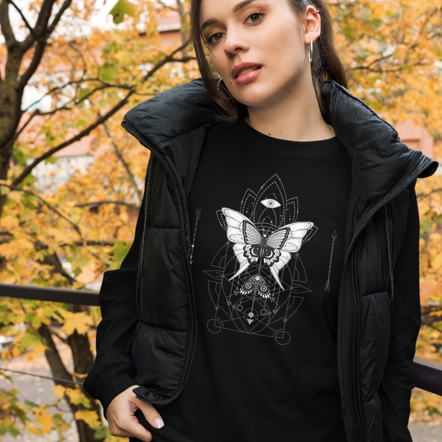 MOTH UNISEX LONG SLEEVE TEE