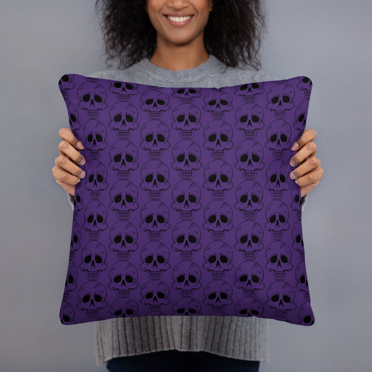 PURPLE LAUGHING SKULL PILLOW