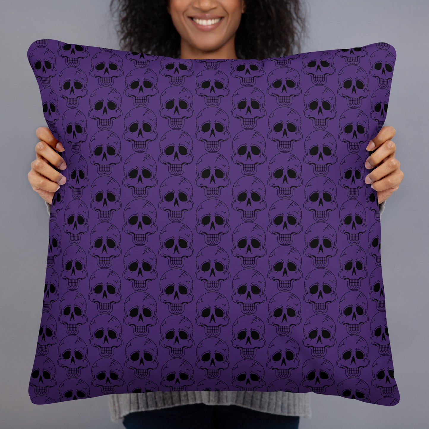 PURPLE LAUGHING SKULL PILLOW