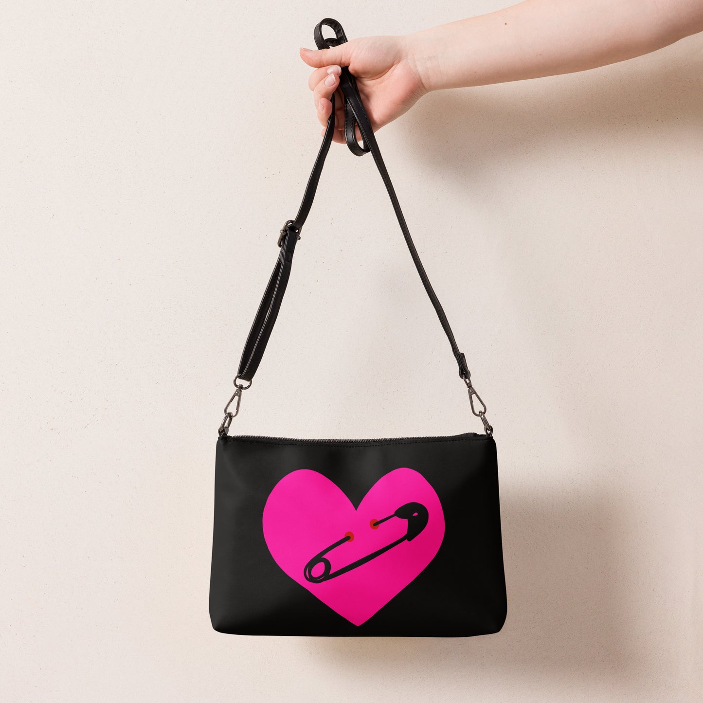 PINNED HEART CROSSBODY BAG