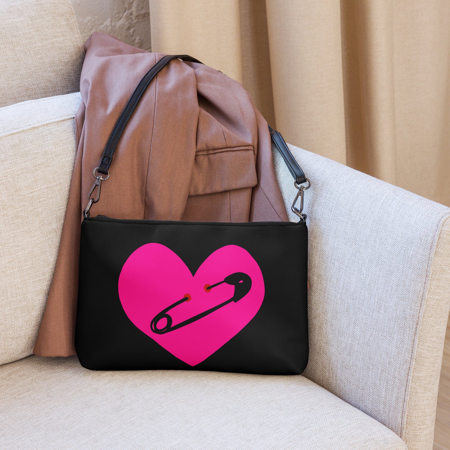 PINNED HEART CROSSBODY BAG