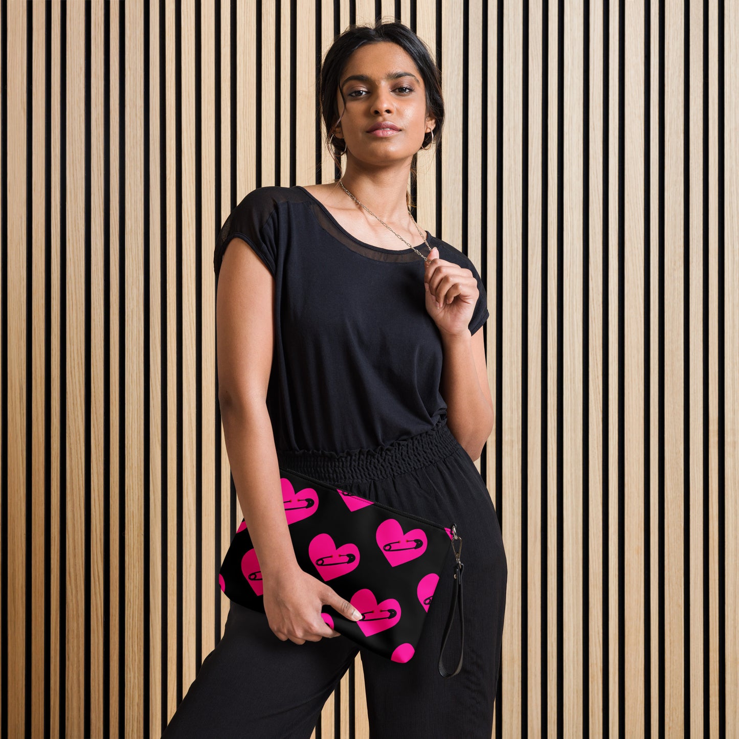 PINNED HEART B CROSSBODY BAG