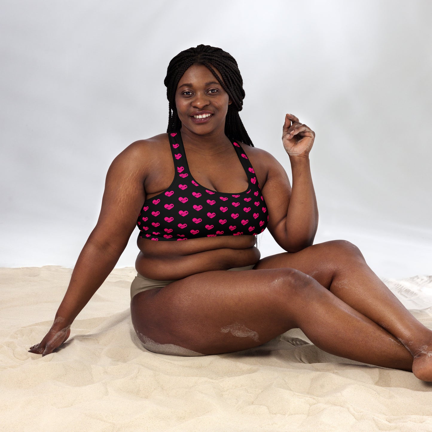 PINNED HEART PADDED SPORTS BRA