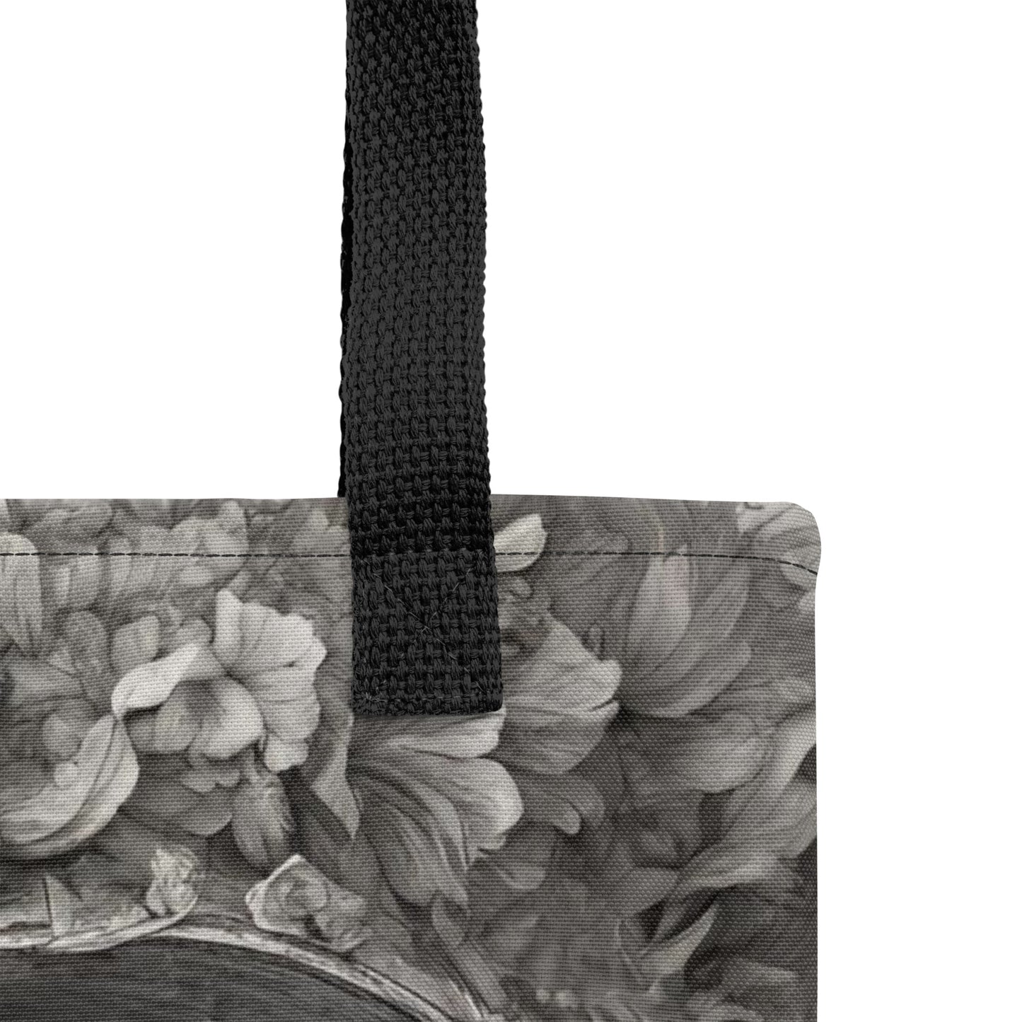 SKELETON QUEEN TOTE BAG