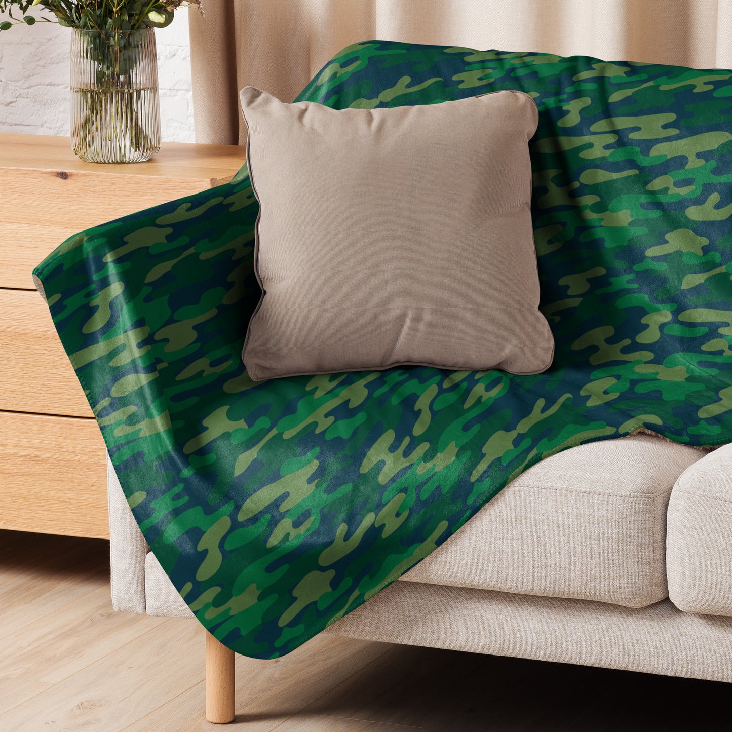 GREEN CAMO SHERPA BLANKET