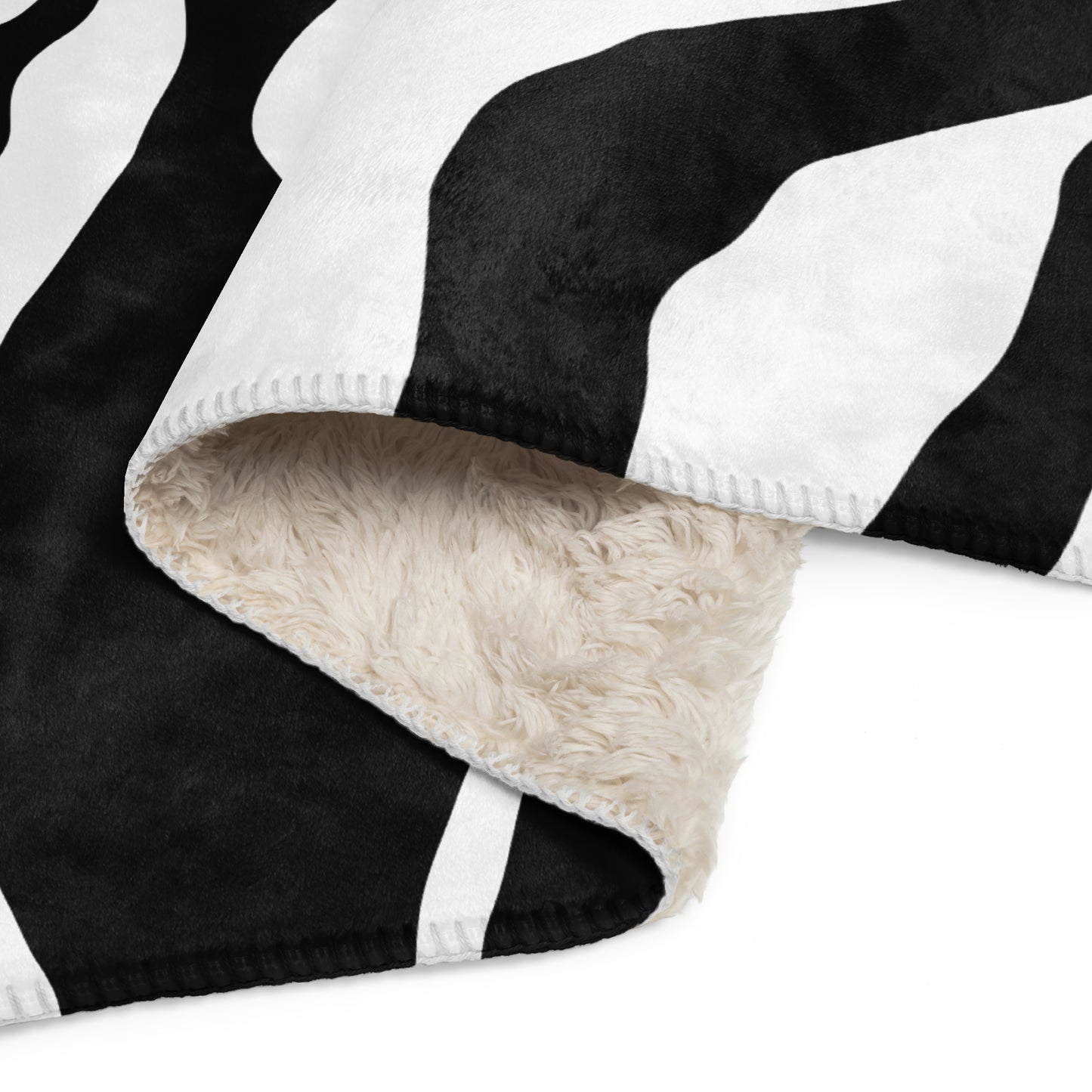 BLACK & WHITE SHERPA BLANKET