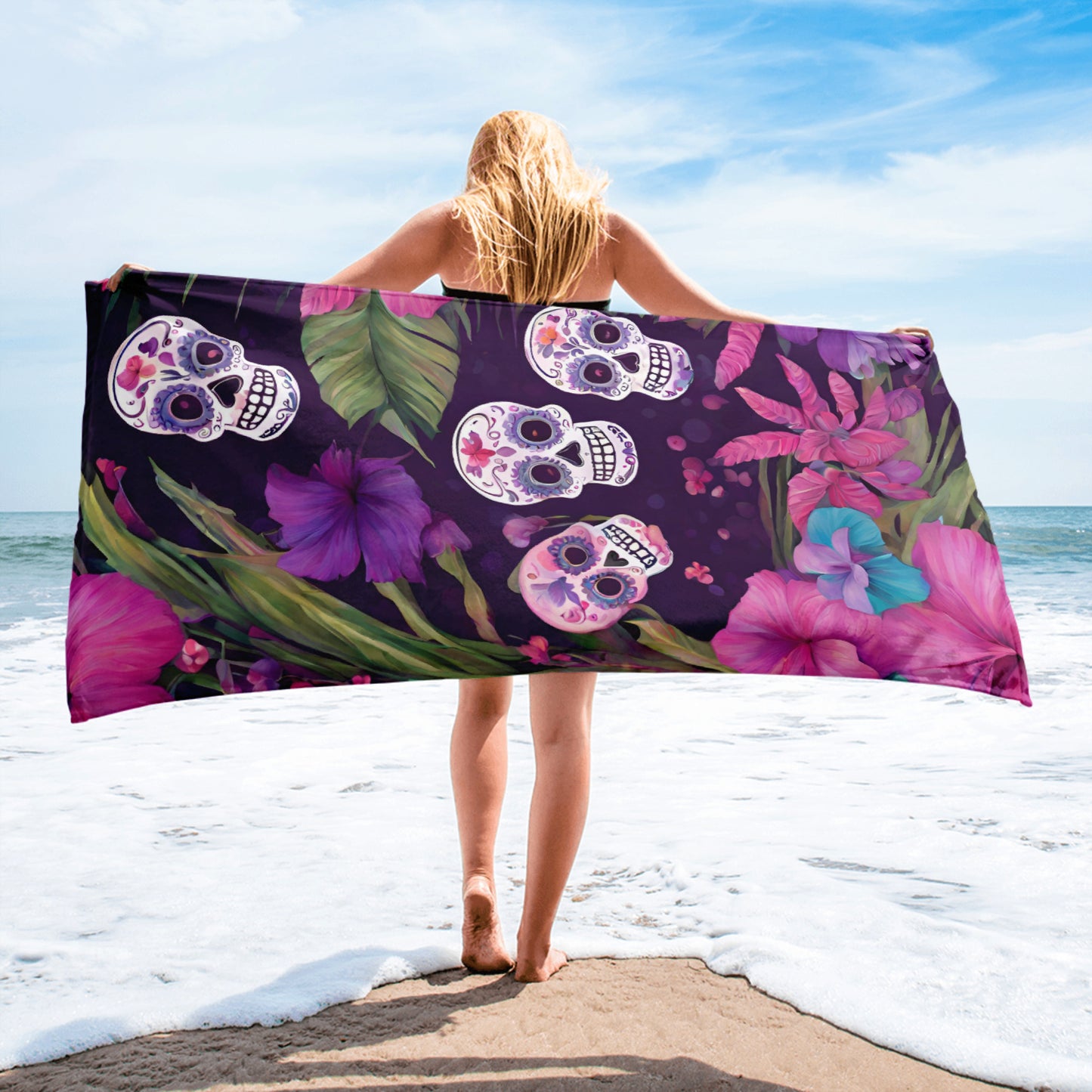 FOUR TROPICAL SKULLS BEACH TOWEL