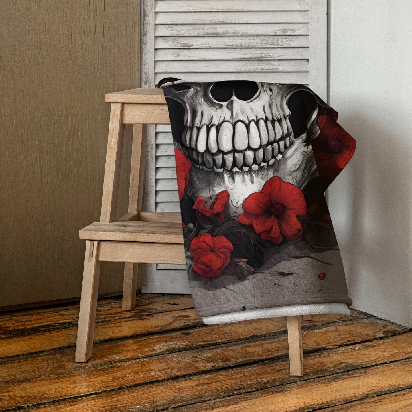 TROPICAL RED FLOWER SKULL BEACH TOWEL