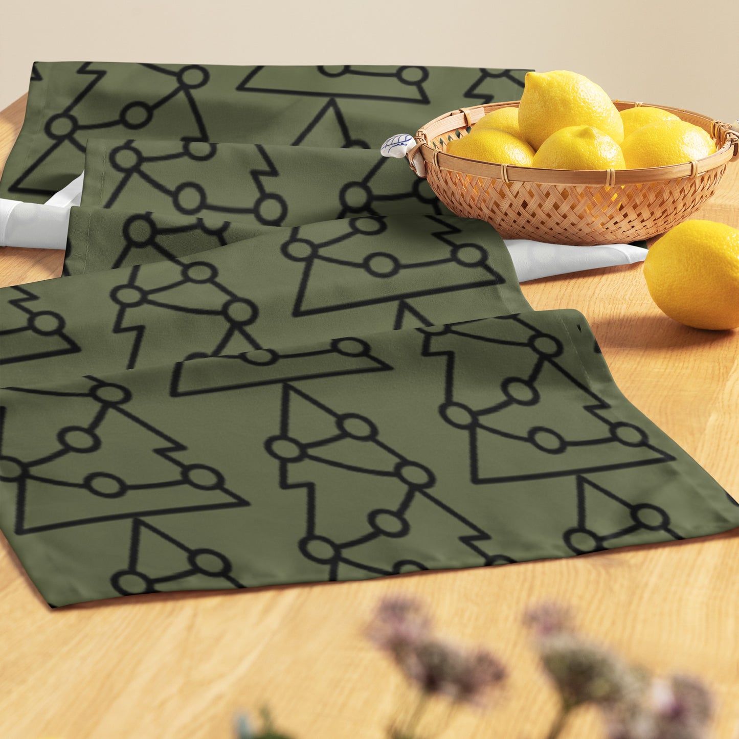 CHRISTMA TREE TABLE RUNNER