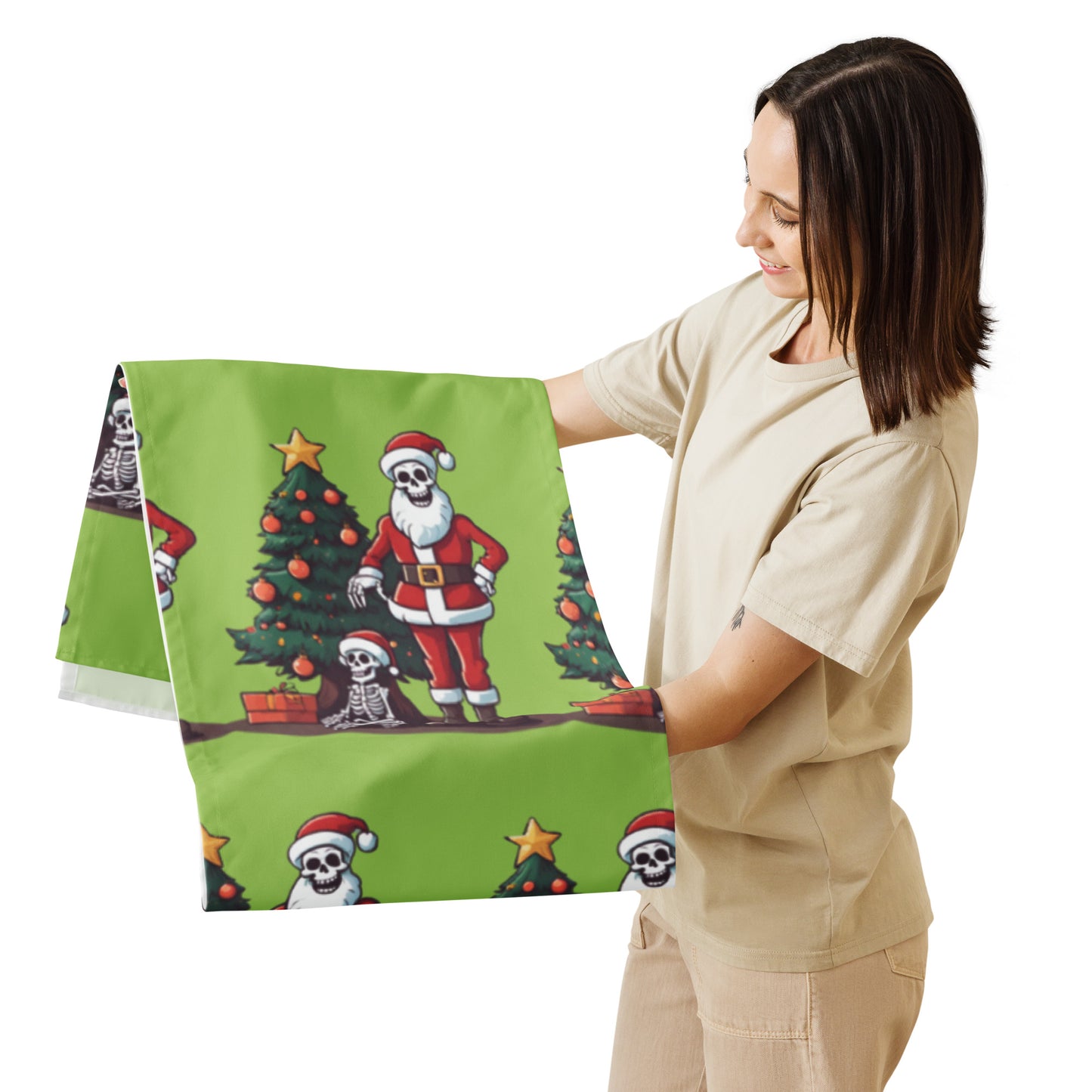 SANTA TREE TABLE RUNNER