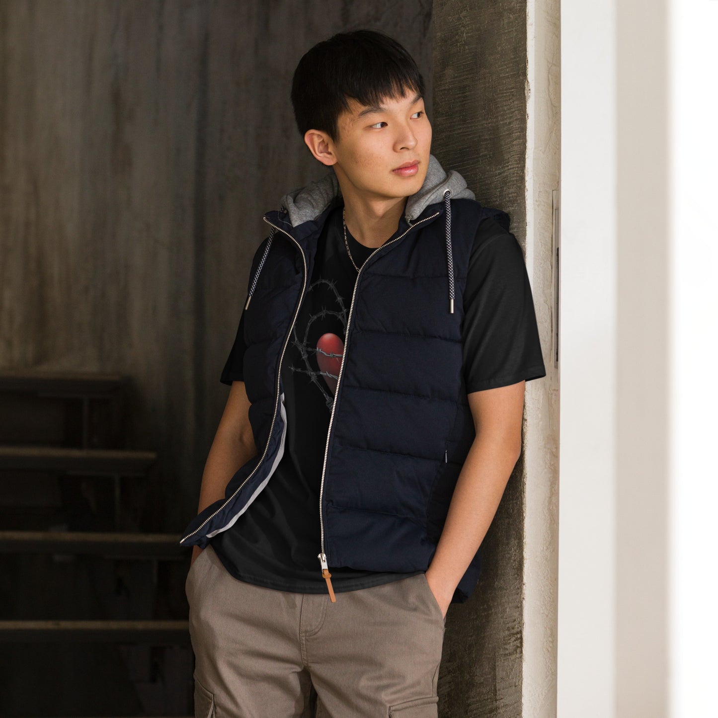 BARBED RED HEART SHORT SLEEVE UNISEX TEE