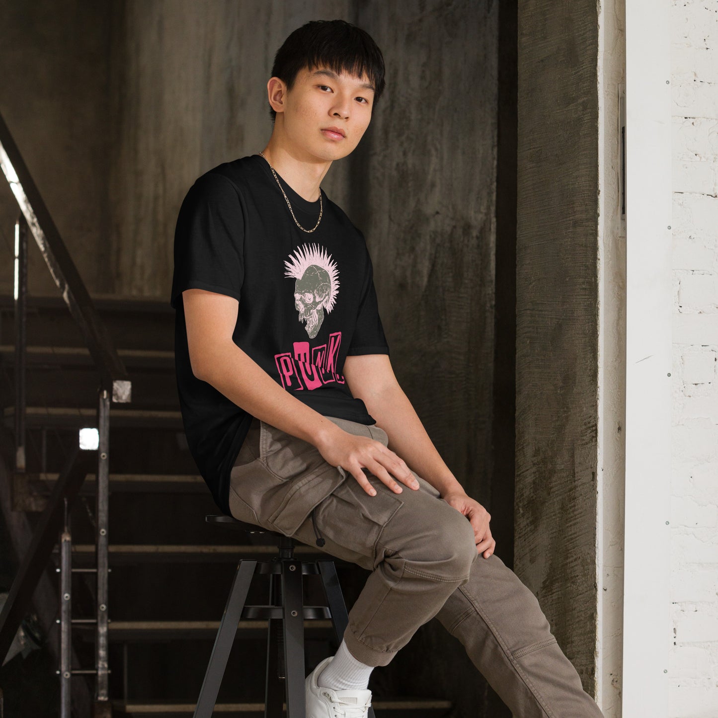PUNK IS PINK SHORT SLEEVE UNISEX TEE
